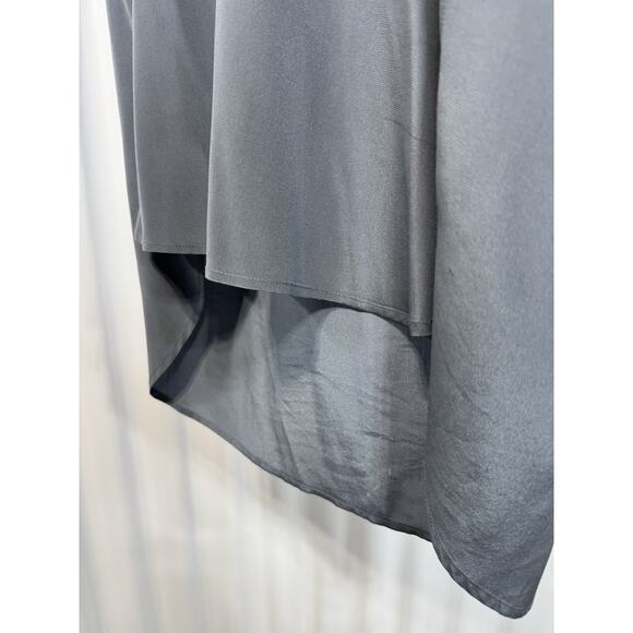 Acrobat Silk V Neck Sleeveless Long Blouse In Steel Size Large 18” Pit To Pit - Picture 4 of 5